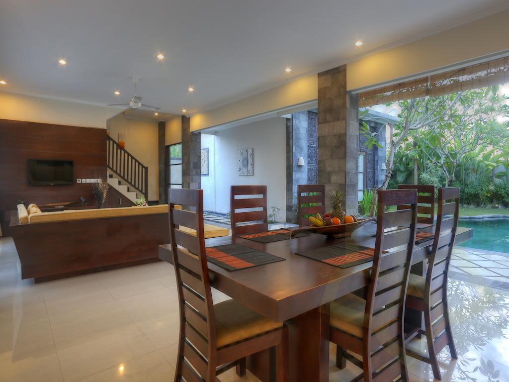 Villa Fanisa Kuta  Room photo