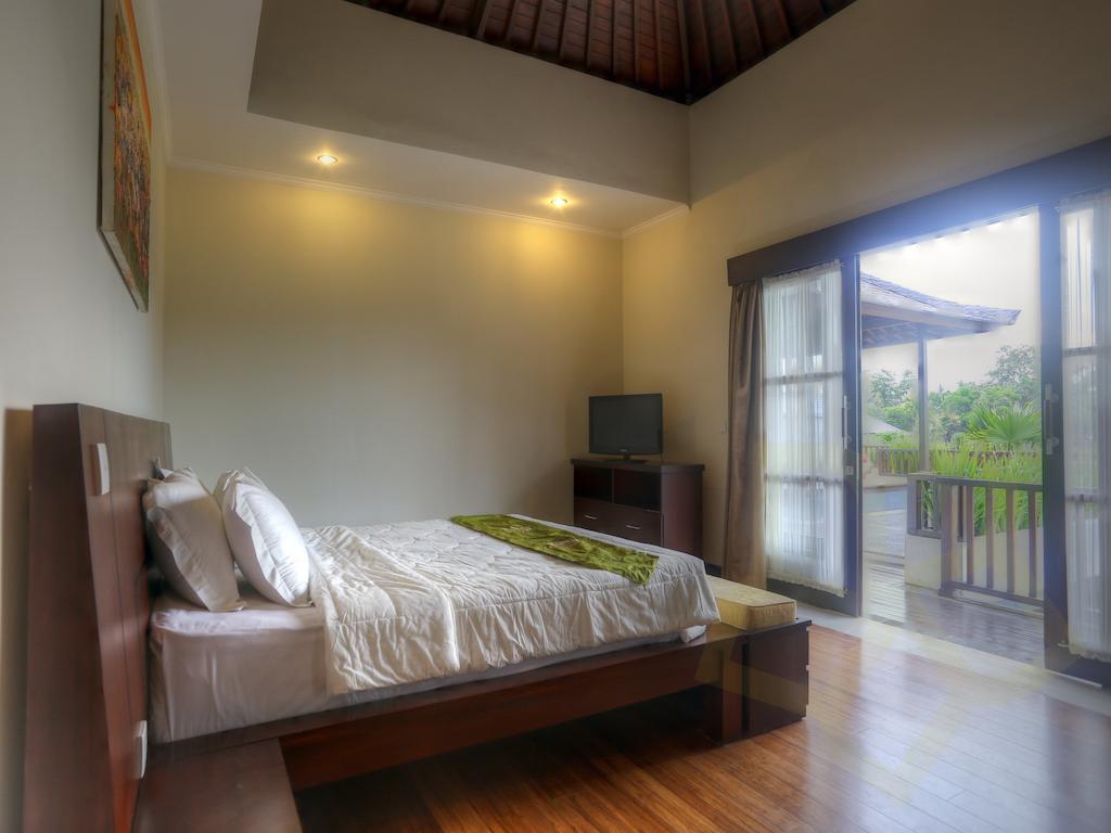 Villa Fanisa Kuta  Room photo
